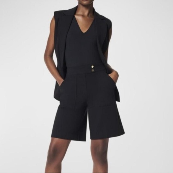 SPANX  Ponte Button Tab Shorts Black Size XS - Picture 1 of 3